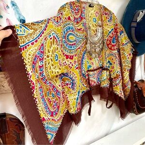 Enchanting Gypsy boho kimono w floral paisley detailing and southwestern vibe